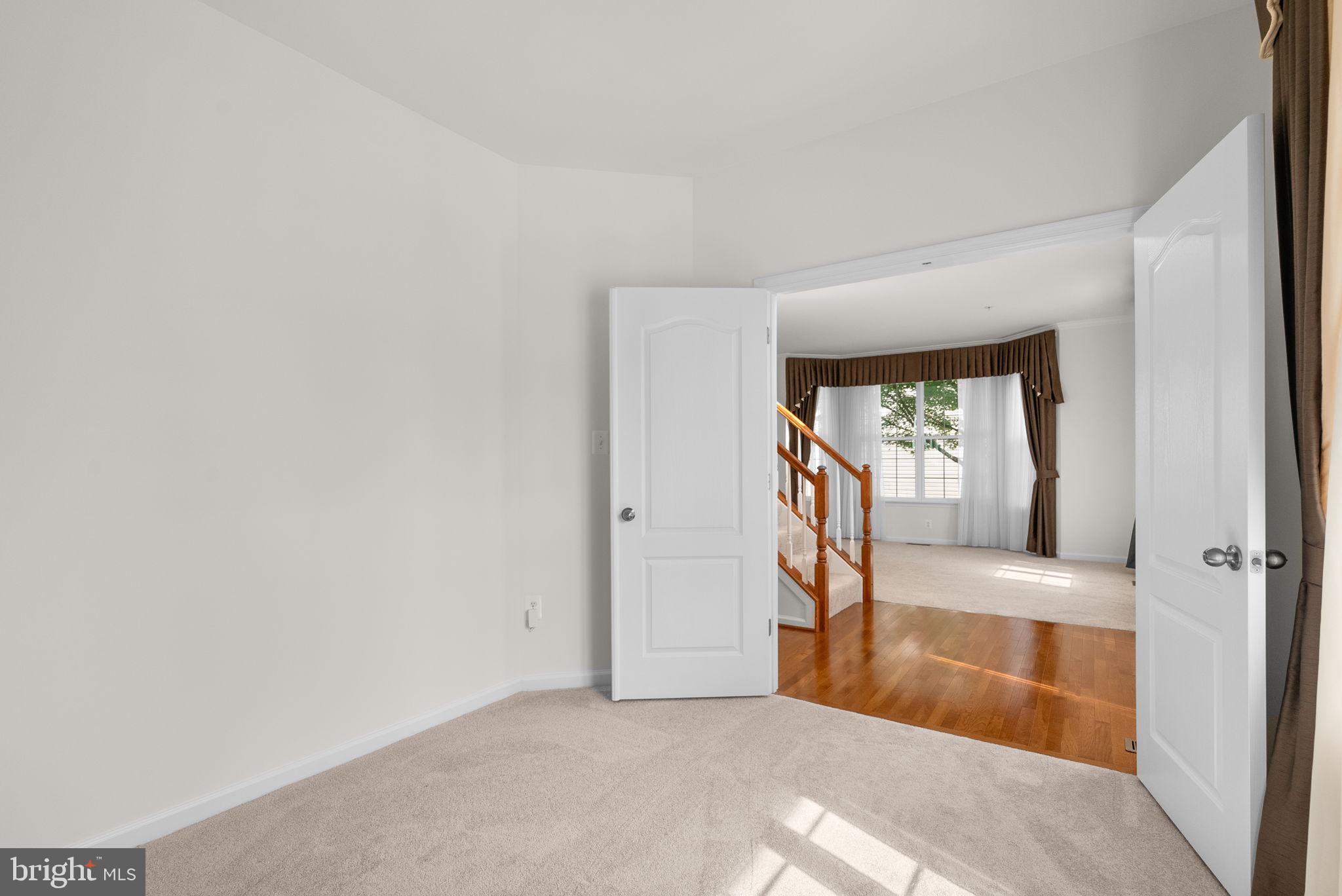 SUMMERWOOD - Residential