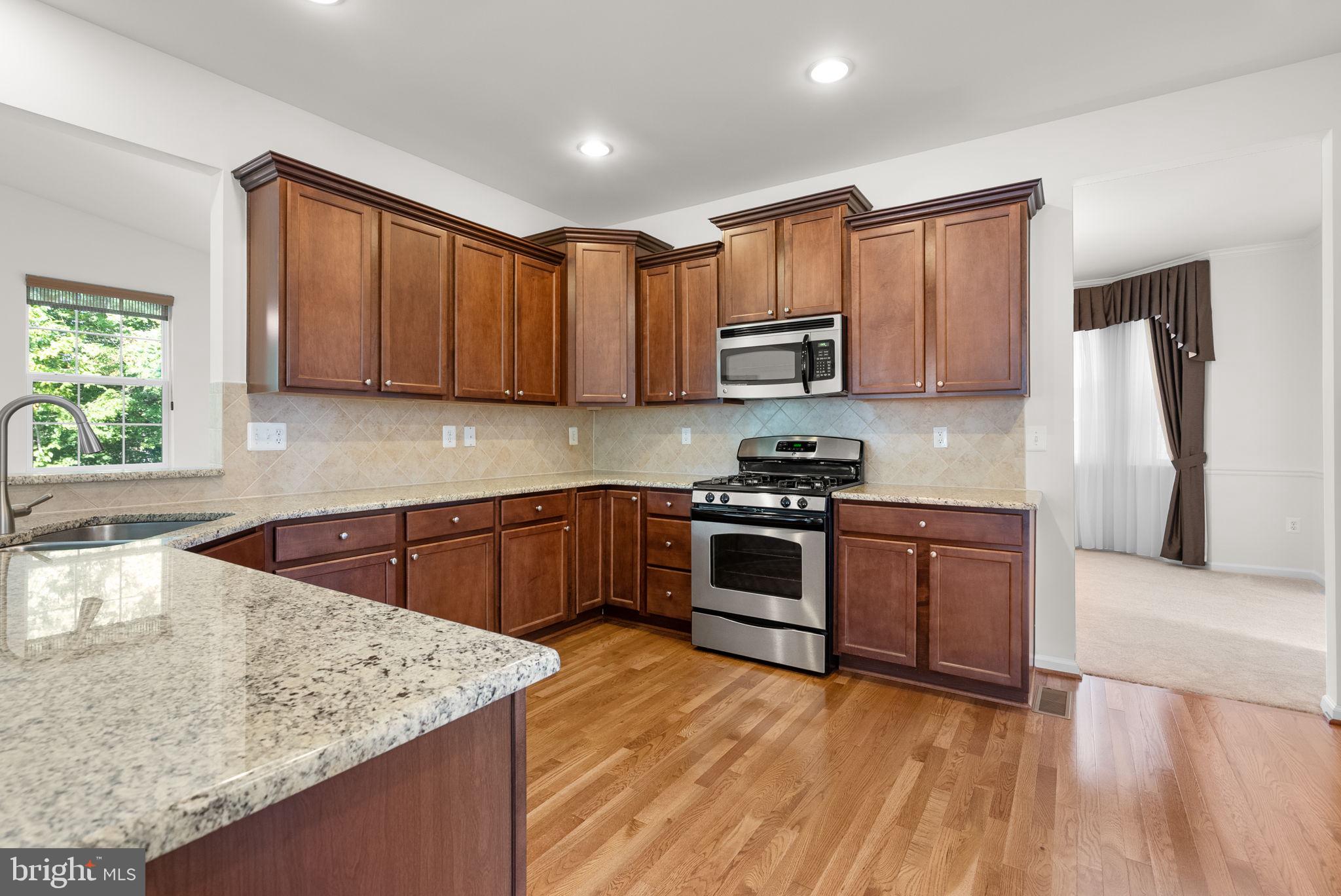 SUMMERWOOD - Residential