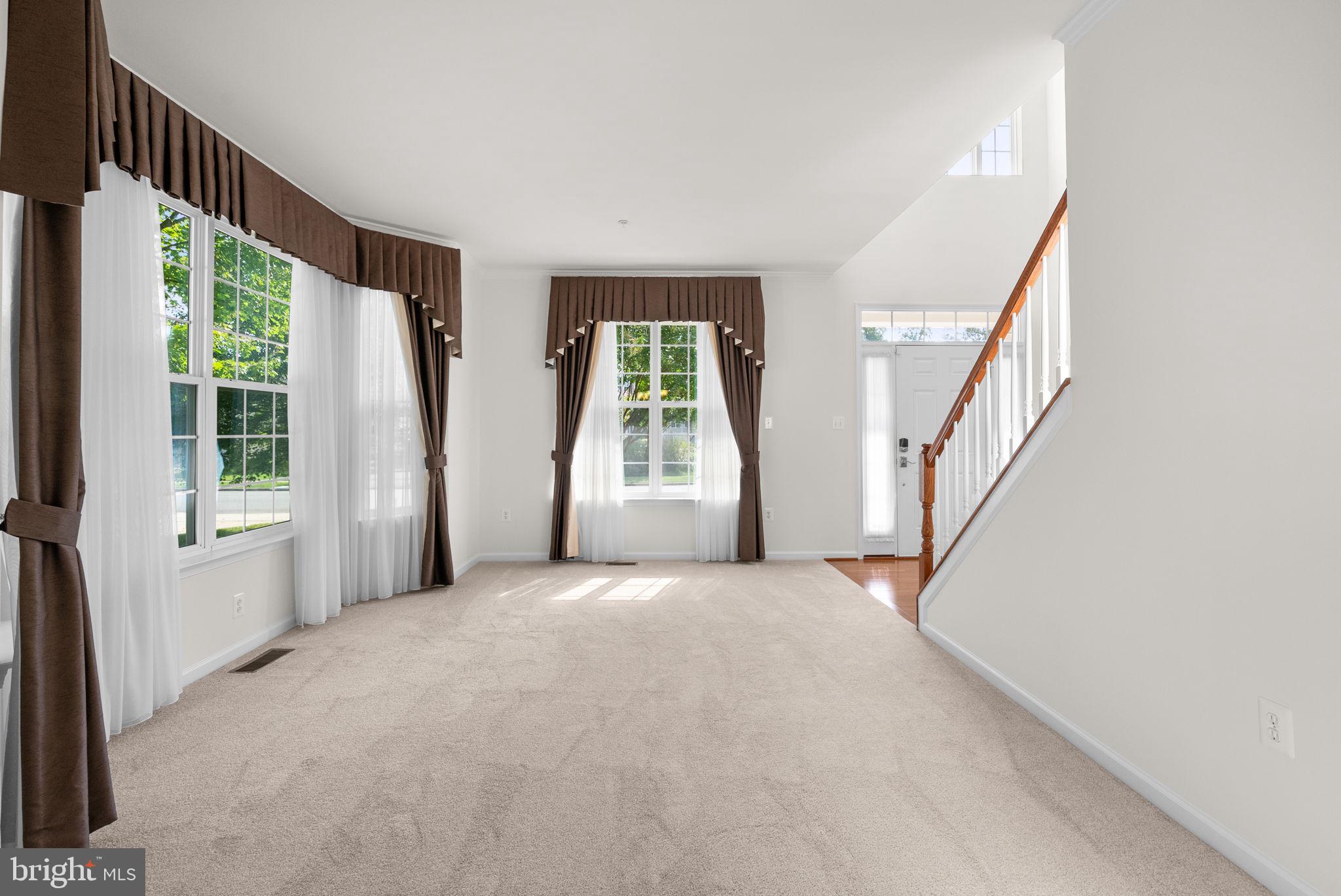 SUMMERWOOD - Residential