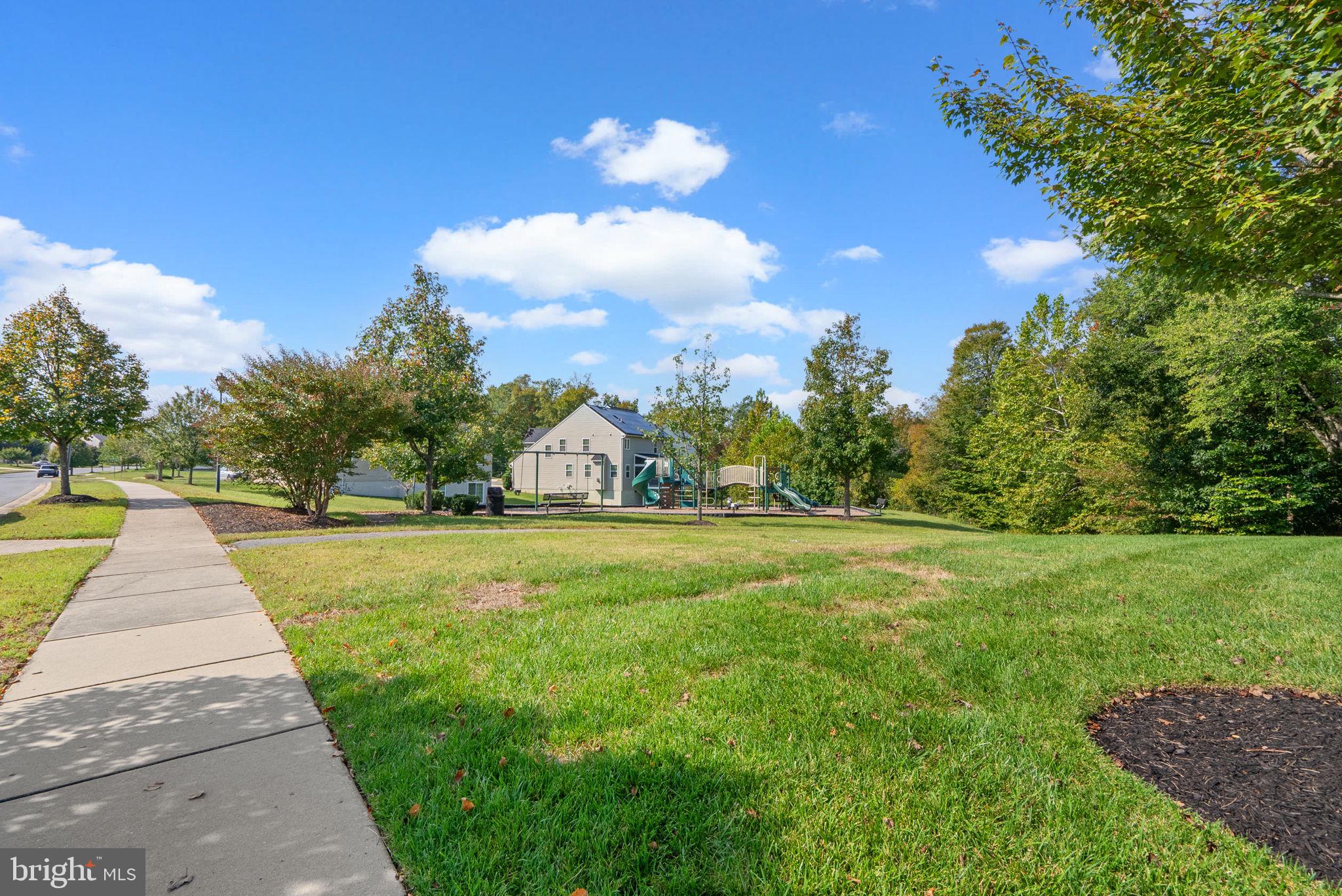 SUMMERWOOD - Residential