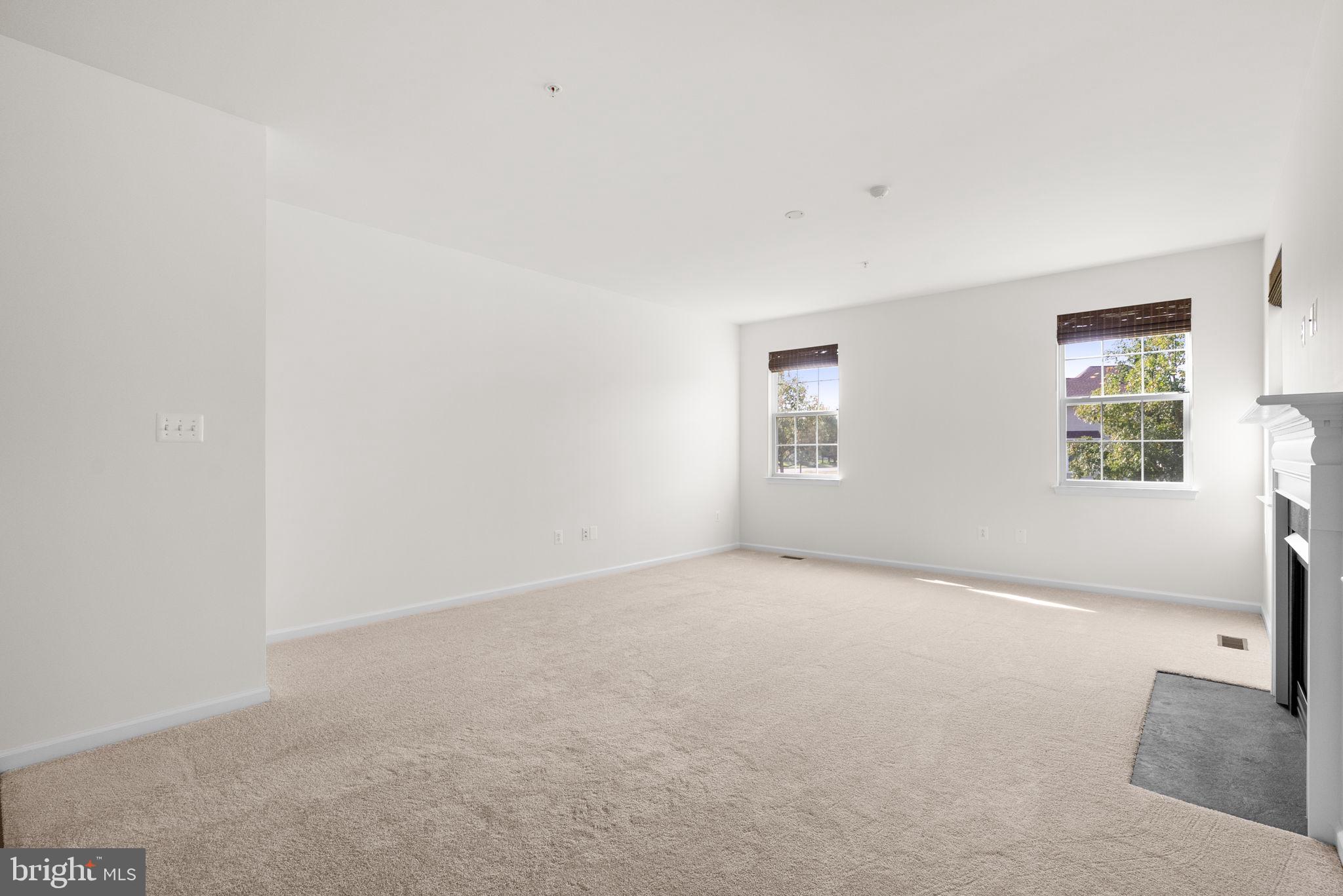 SUMMERWOOD - Residential