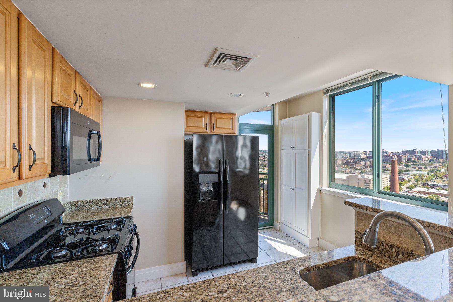 DOWNTOWN - Residential