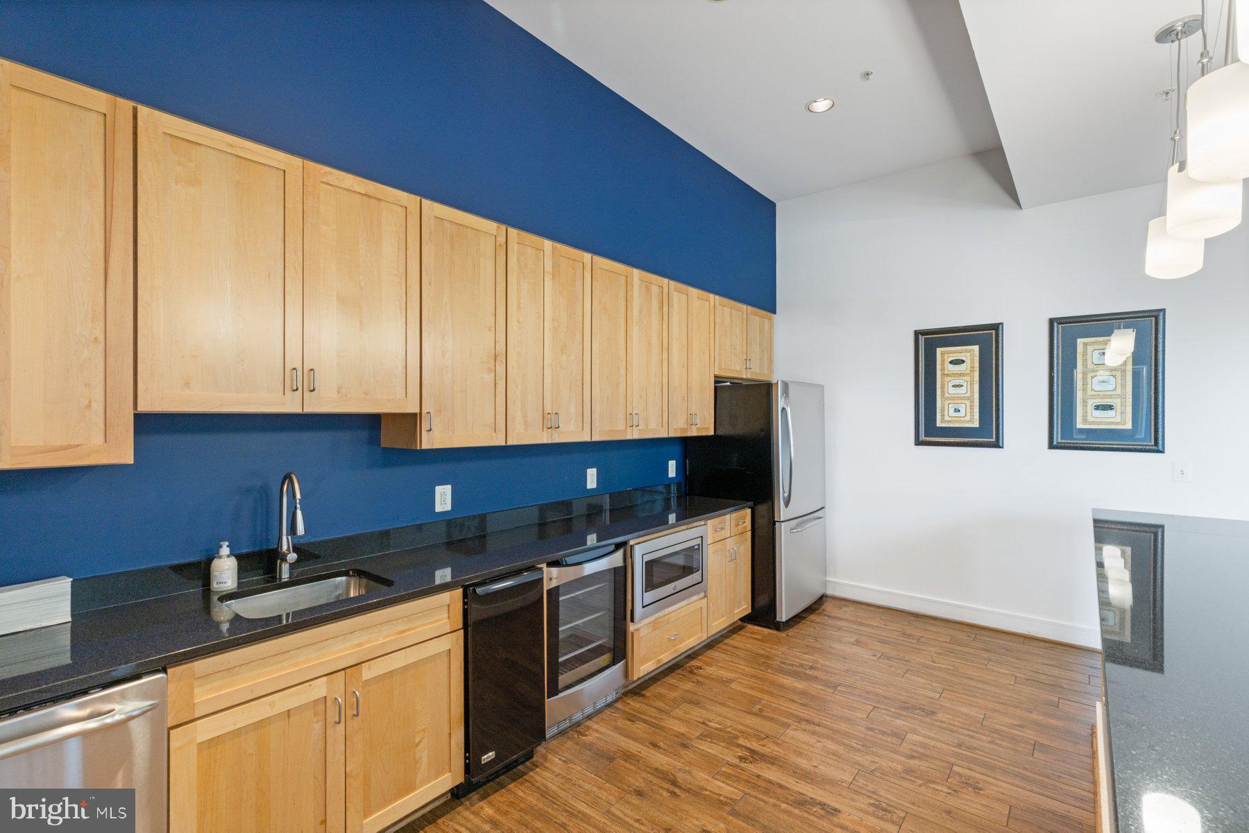 DOWNTOWN - Residential