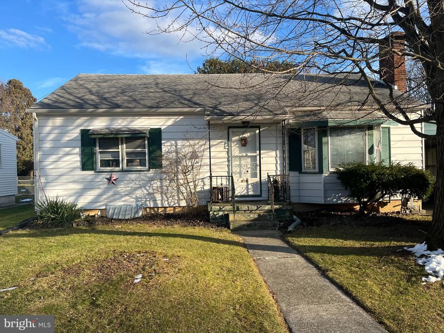 Don't miss out on this perfect starter home or investment opportunity! 2 beds, 1 bath, with multiple parking spaces like the detached garage and attached carport. The back porch is covered and the perfect space to relax after a long day. Schedule your showing today! Ask agent about possible renovations.