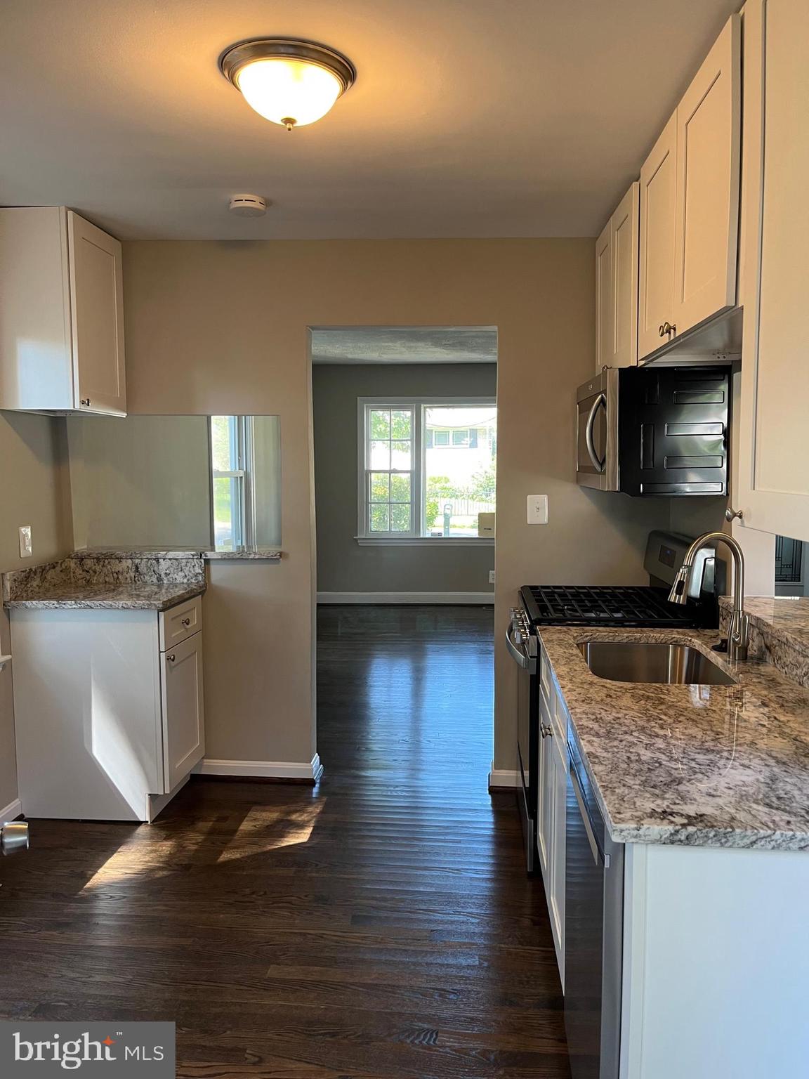 JORDAN MANOR - Residential