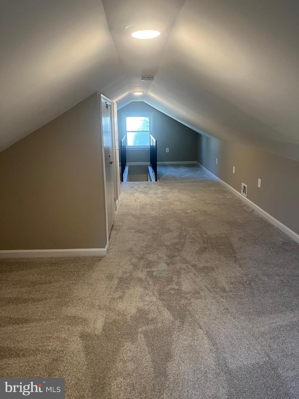 JORDAN MANOR - Residential