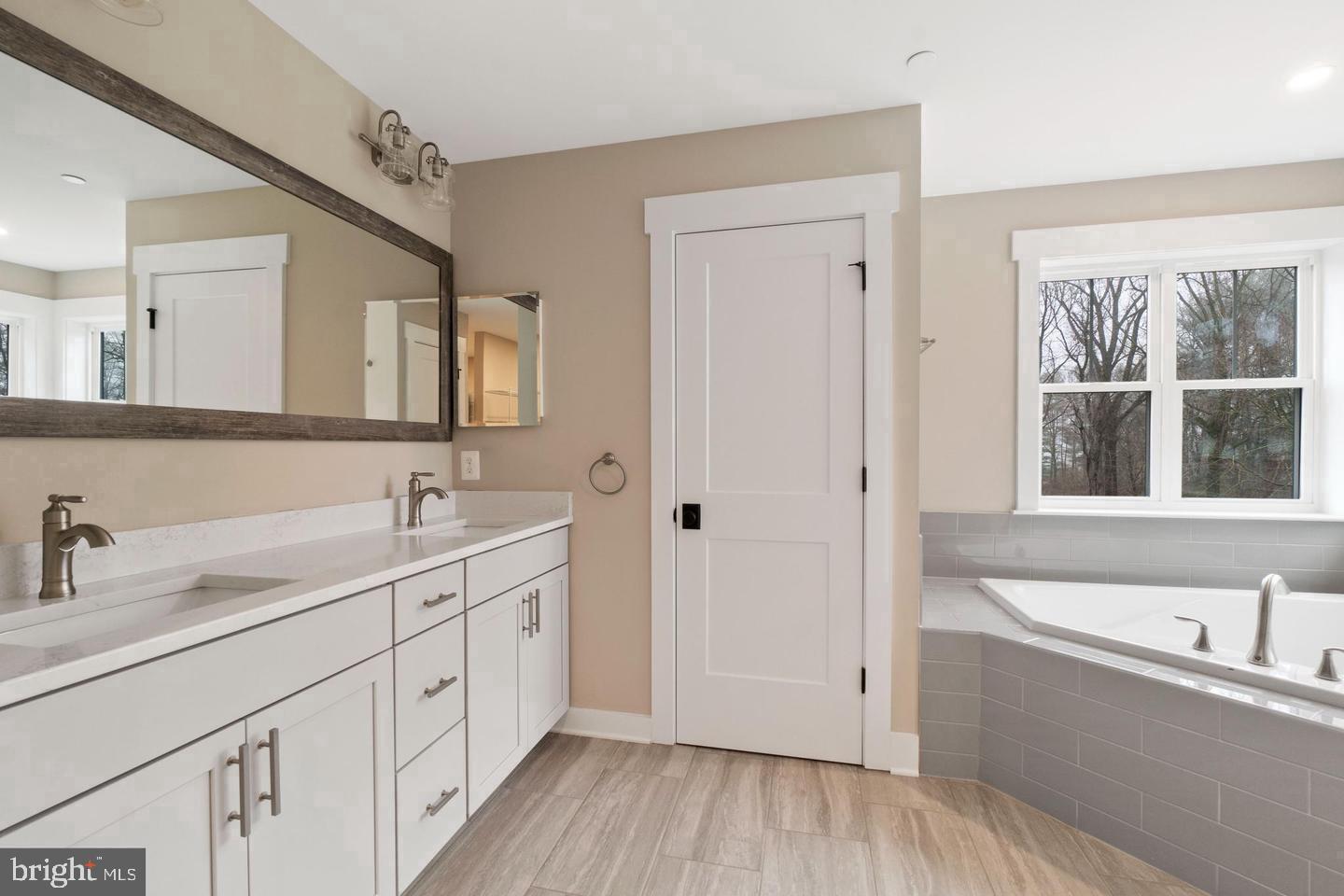 PIKESVILLE - Residential