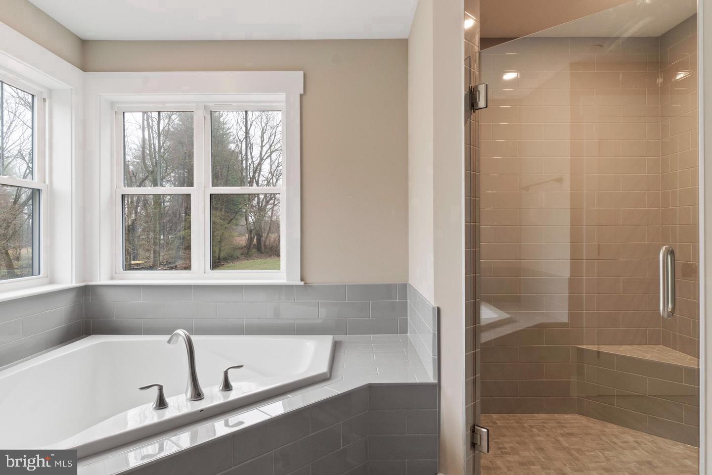 PIKESVILLE - Residential