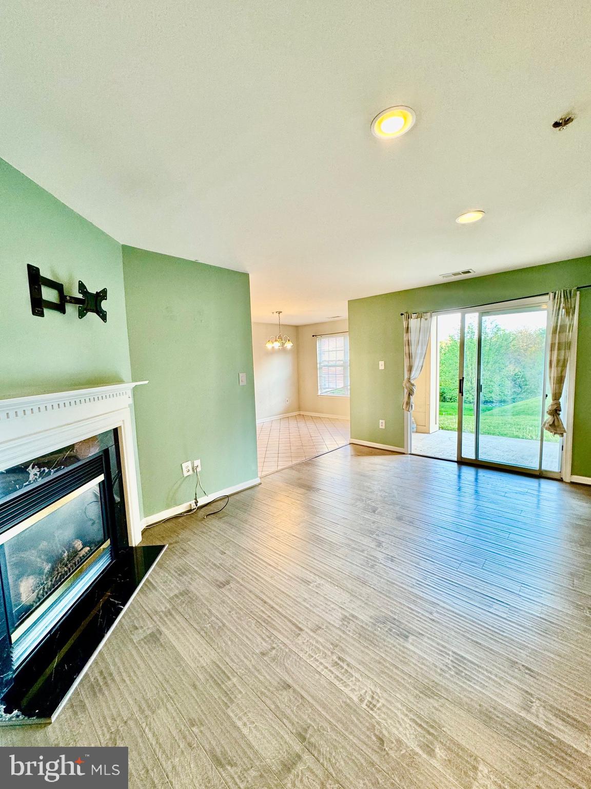 ETON PLACE - Residential