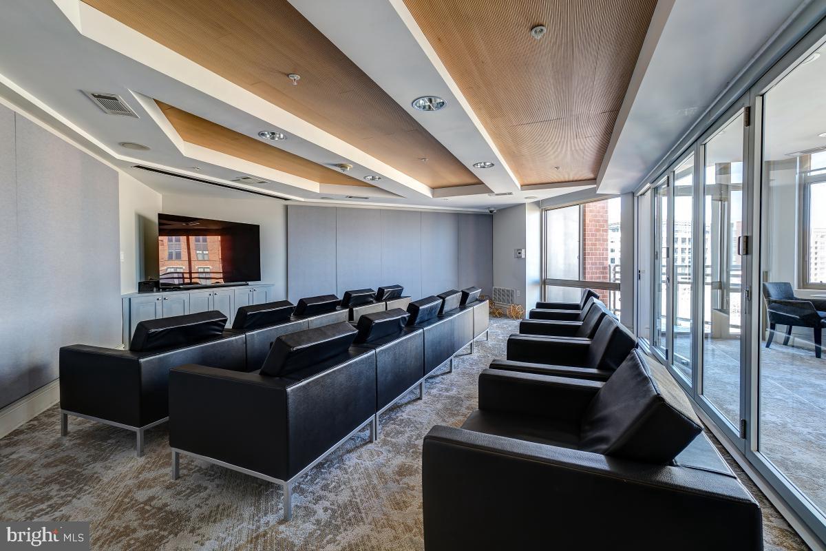 ECLIPSE ON CENTER PARK - Residential Lease