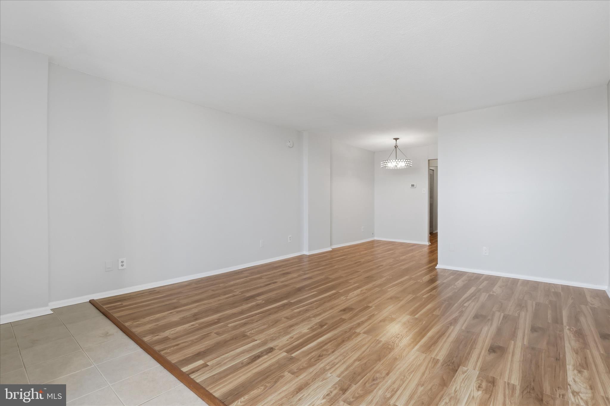 AMERICANA CENTRE - Residential