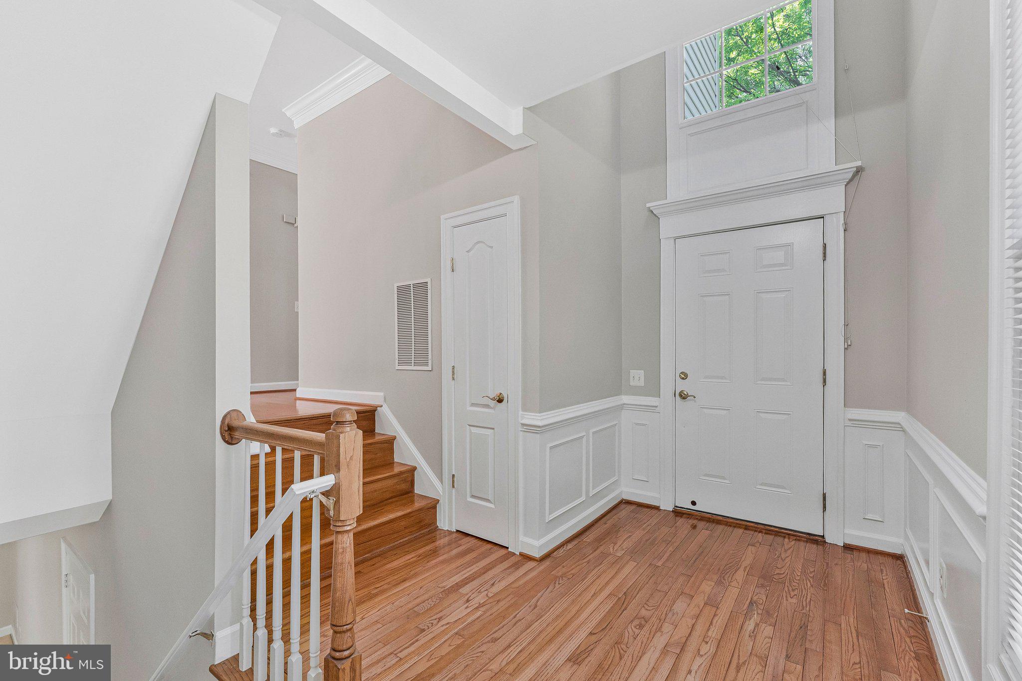 9546 LAGERSFIELD CIRCLE