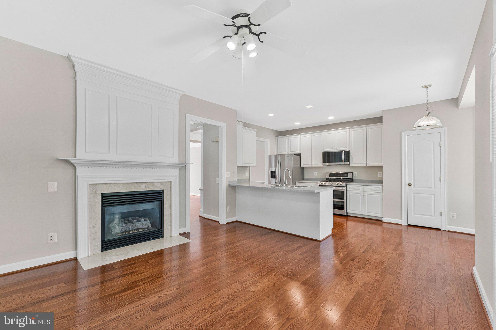 9546 LAGERSFIELD CIRCLE