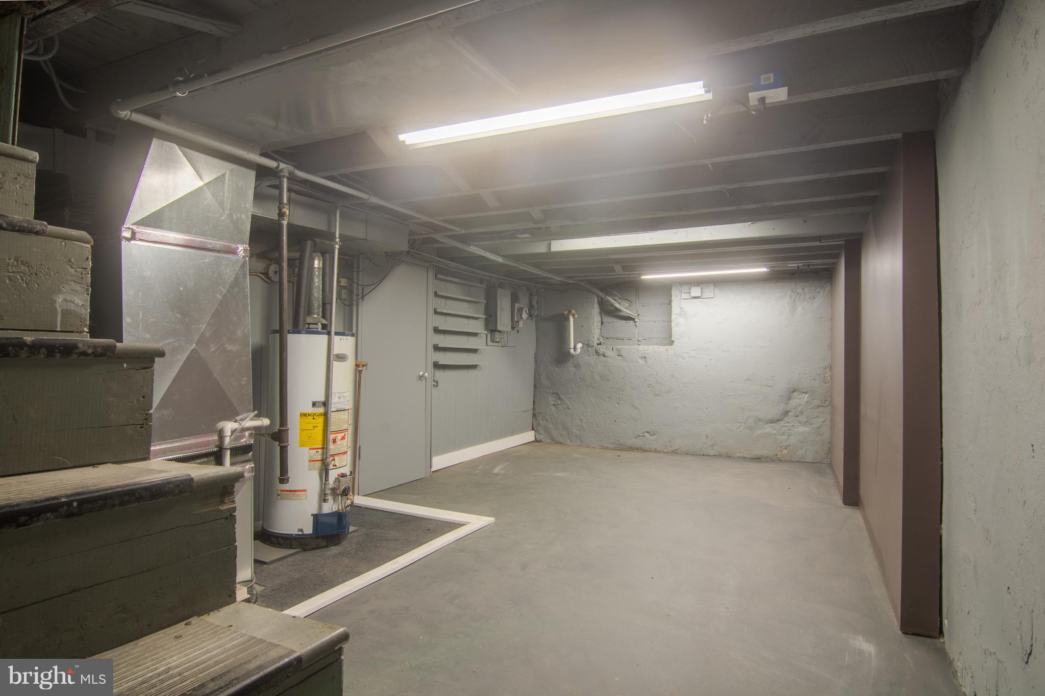 HAMPDEN HISTORIC DISTRICT - Residential