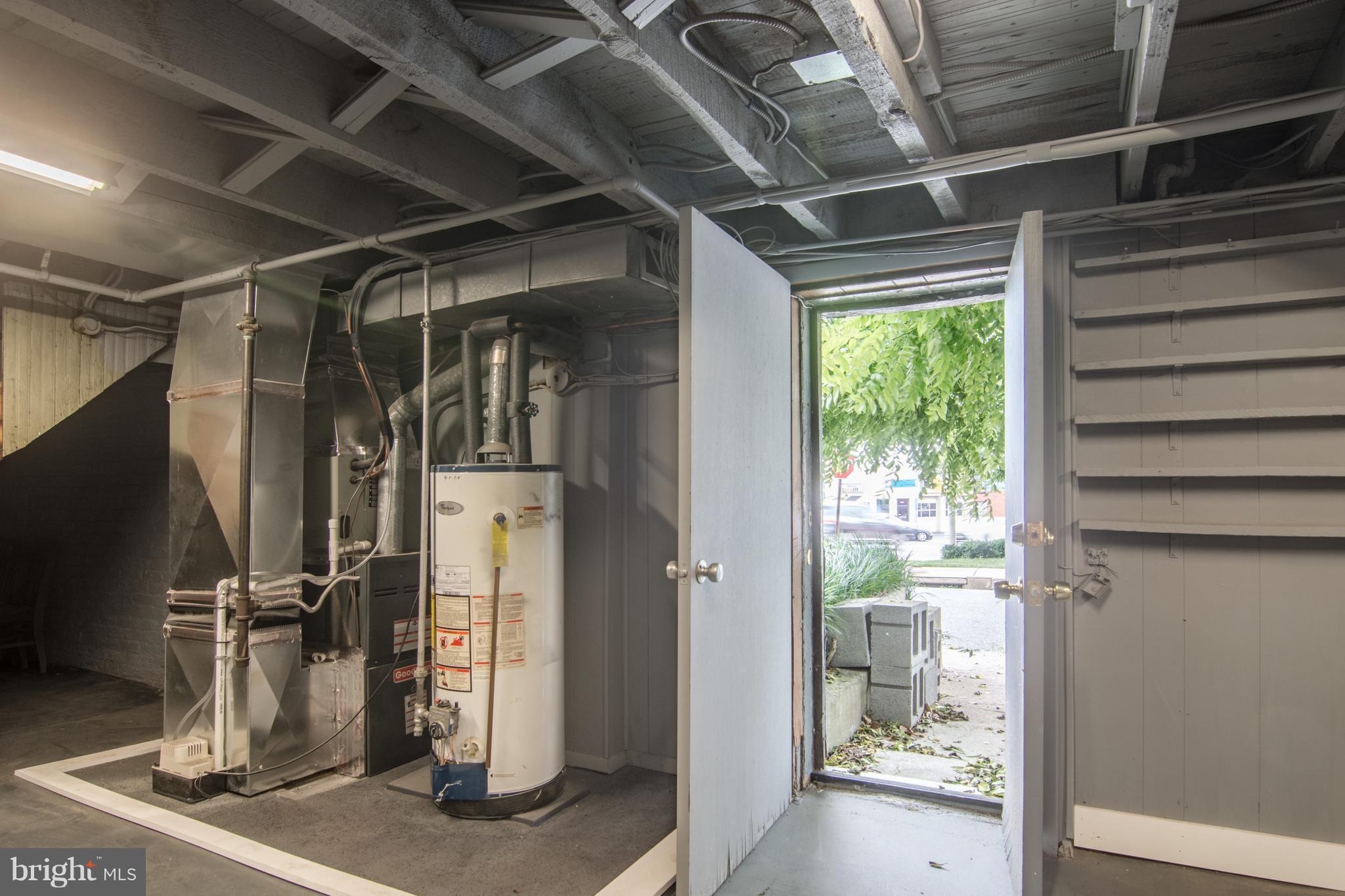 HAMPDEN HISTORIC DISTRICT - Residential