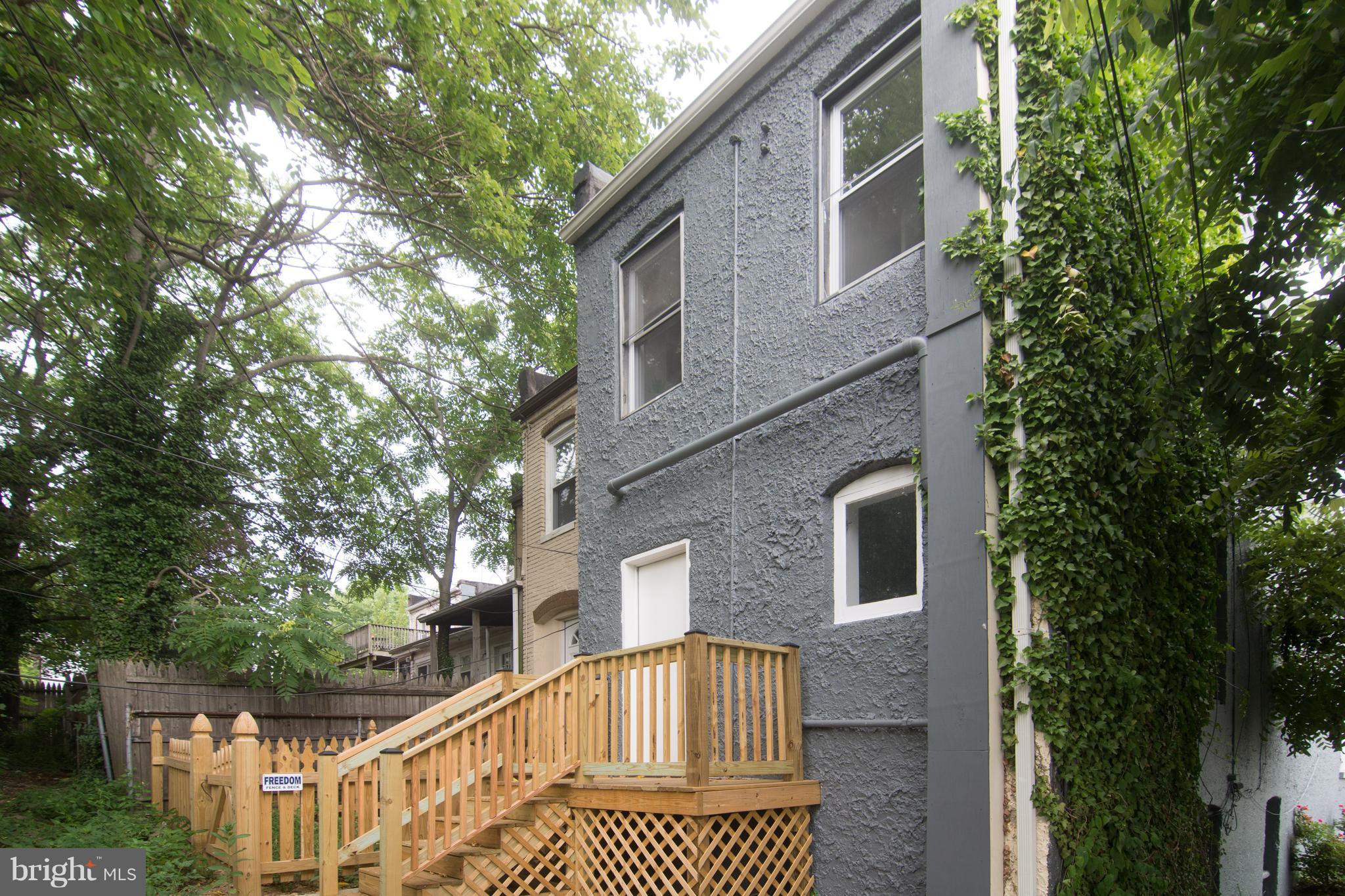 HAMPDEN HISTORIC DISTRICT - Residential