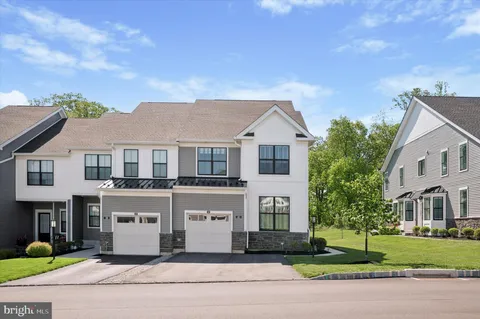 41 Umbrell Dr, Eagleville, PA 19403 - MLS#: PAMC2140472