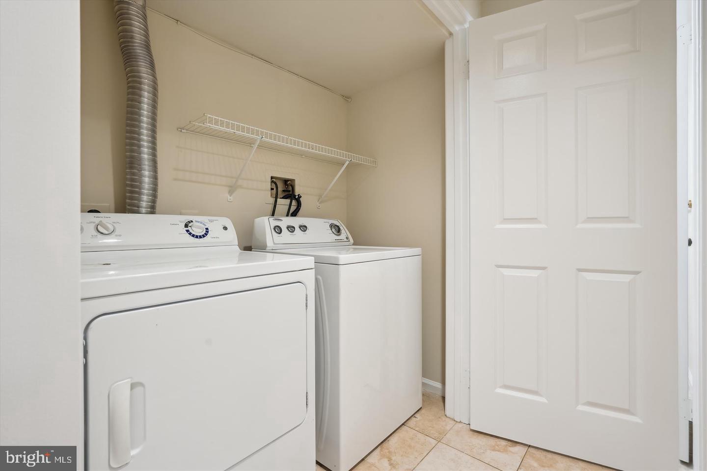 TIMBERLAWN - Residential Lease