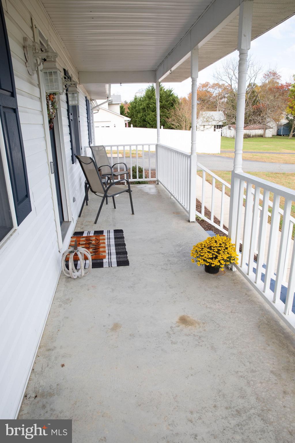 TWIN PONDS - Residential