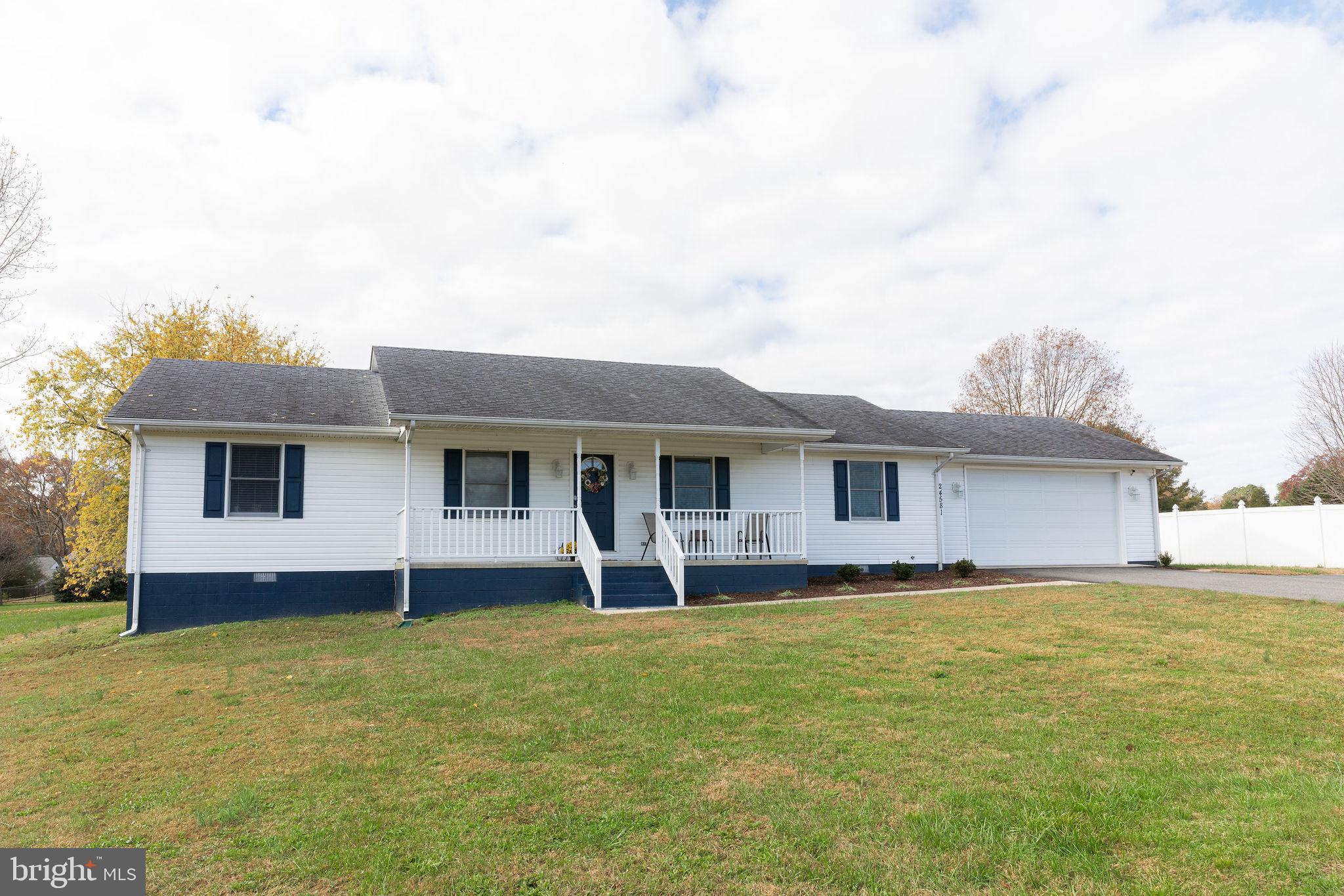 TWIN PONDS - Residential