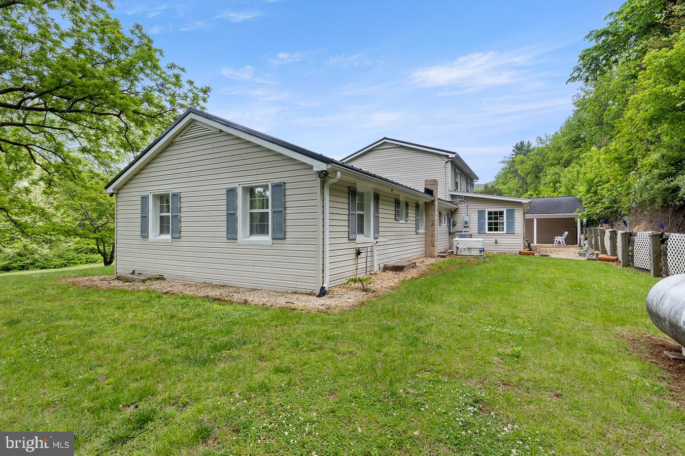 PINE GROVE ROAD - Residential