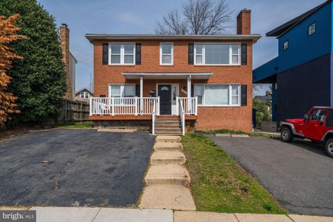 2601 WASHINGTON BOULEVARD ARLINGTON VA 22201