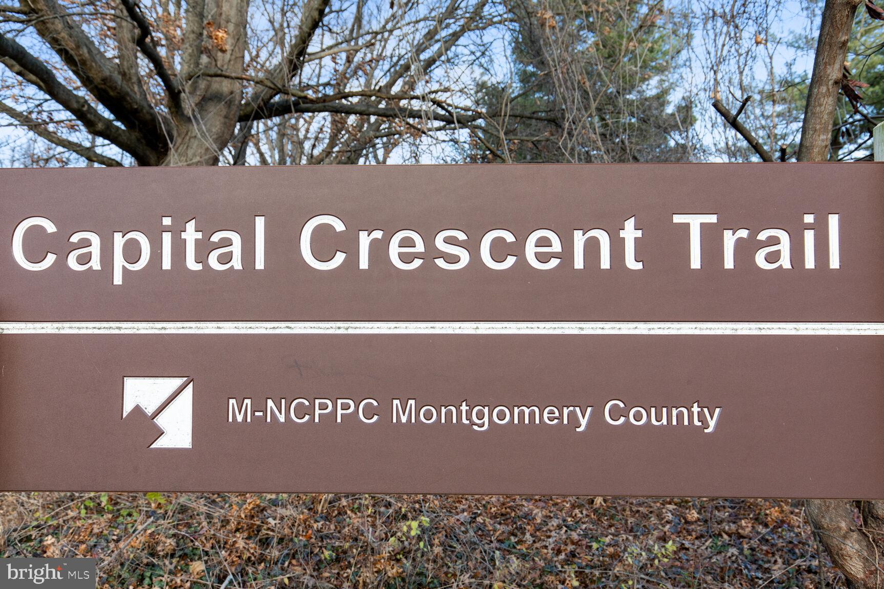 ENGLISH VILLAGE - Residential