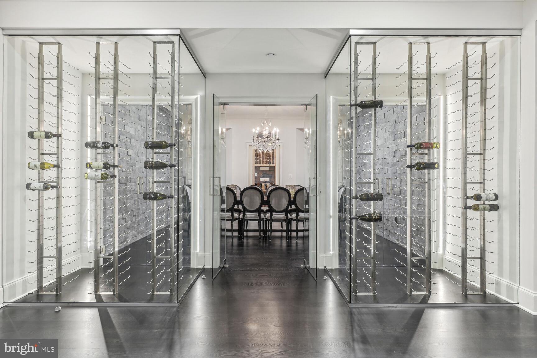 ENGLISH VILLAGE - Residential