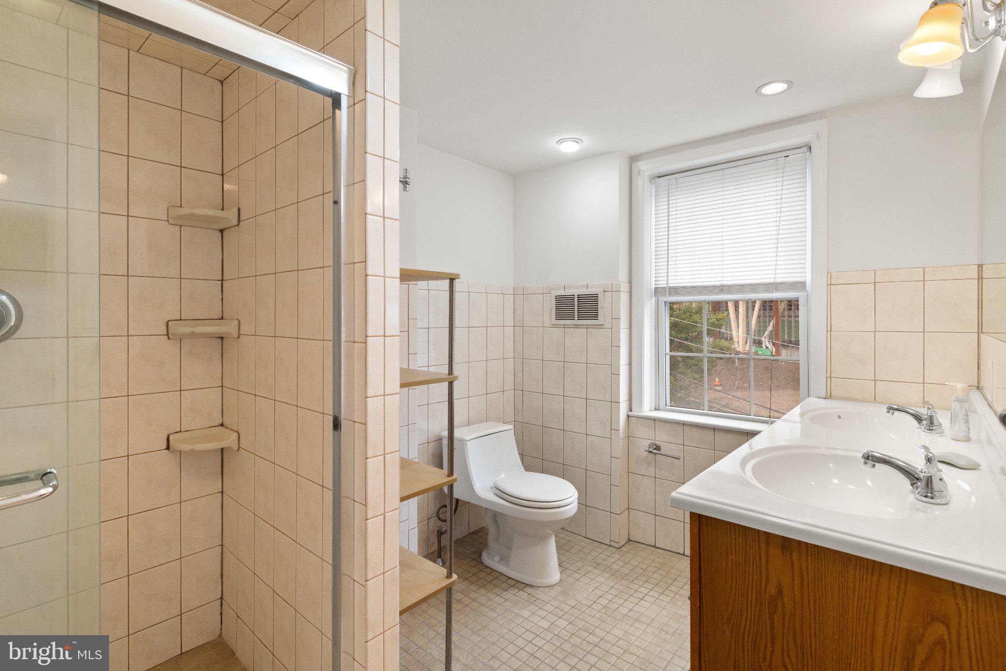 GRADUATE HOSPITAL - Residential