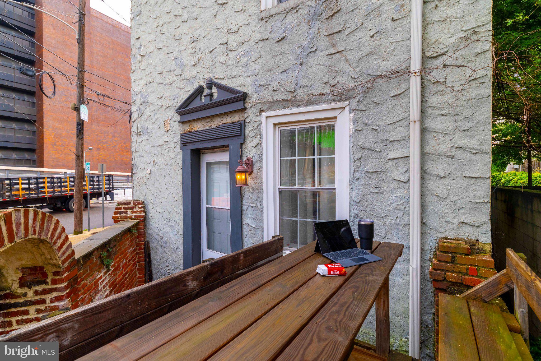 GRADUATE HOSPITAL - Residential