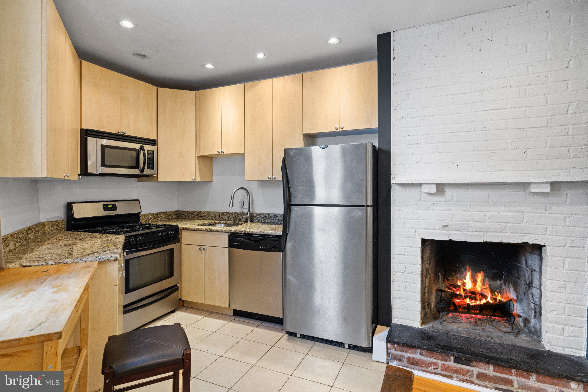 GRADUATE HOSPITAL - Residential