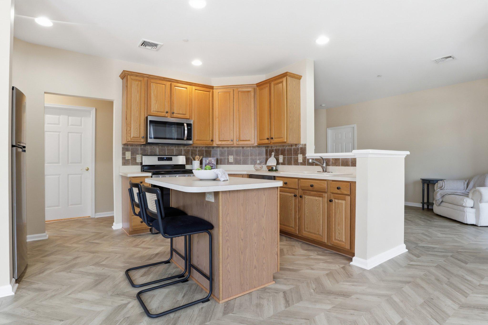 GREENLEIGH AT REGENT'S GLEN - Residential