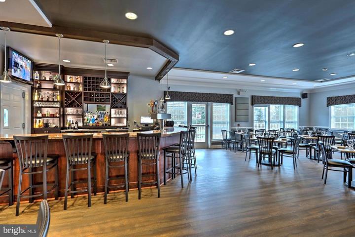 GREENLEIGH AT REGENT'S GLEN - Residential