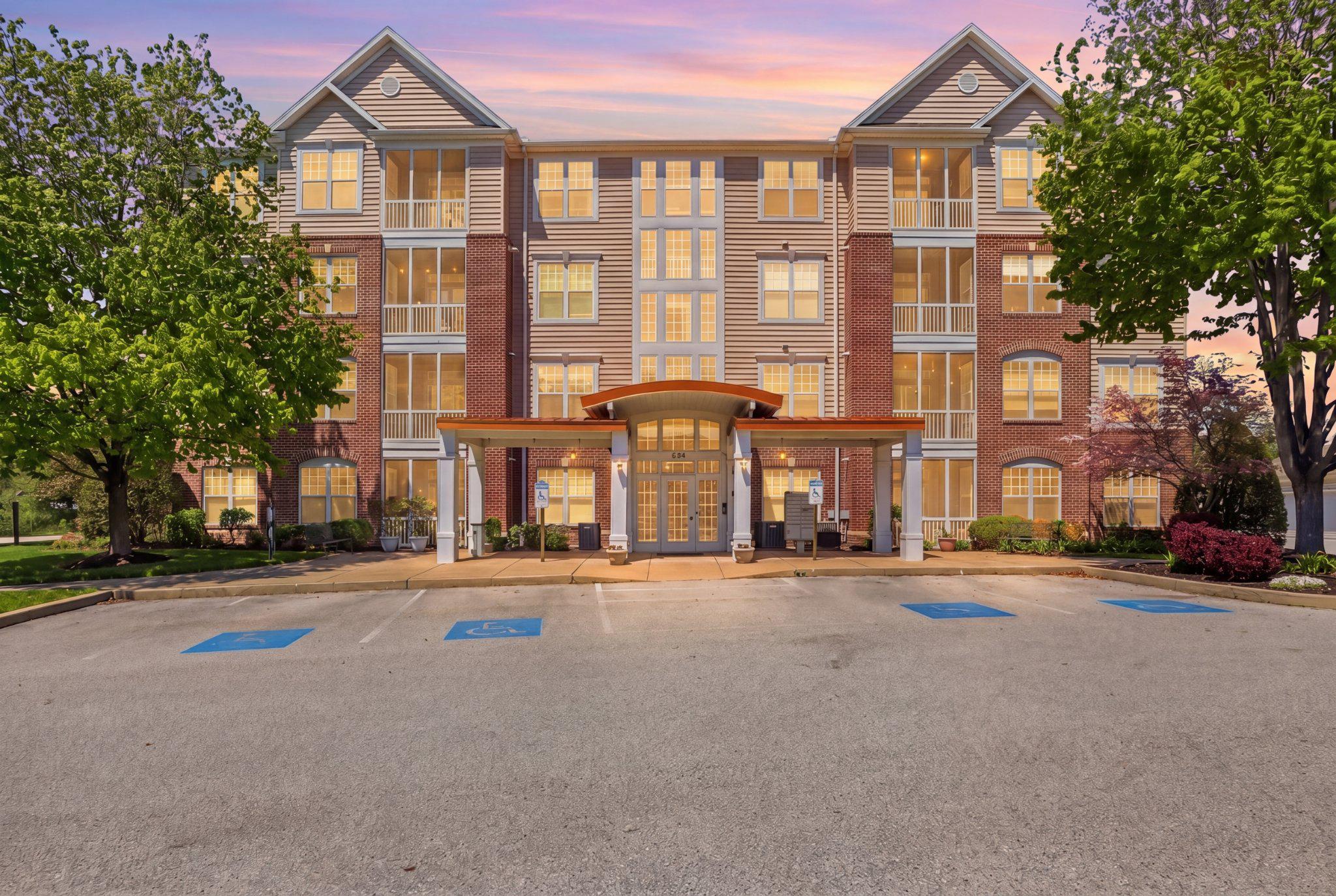 GREENLEIGH AT REGENT'S GLEN - Residential