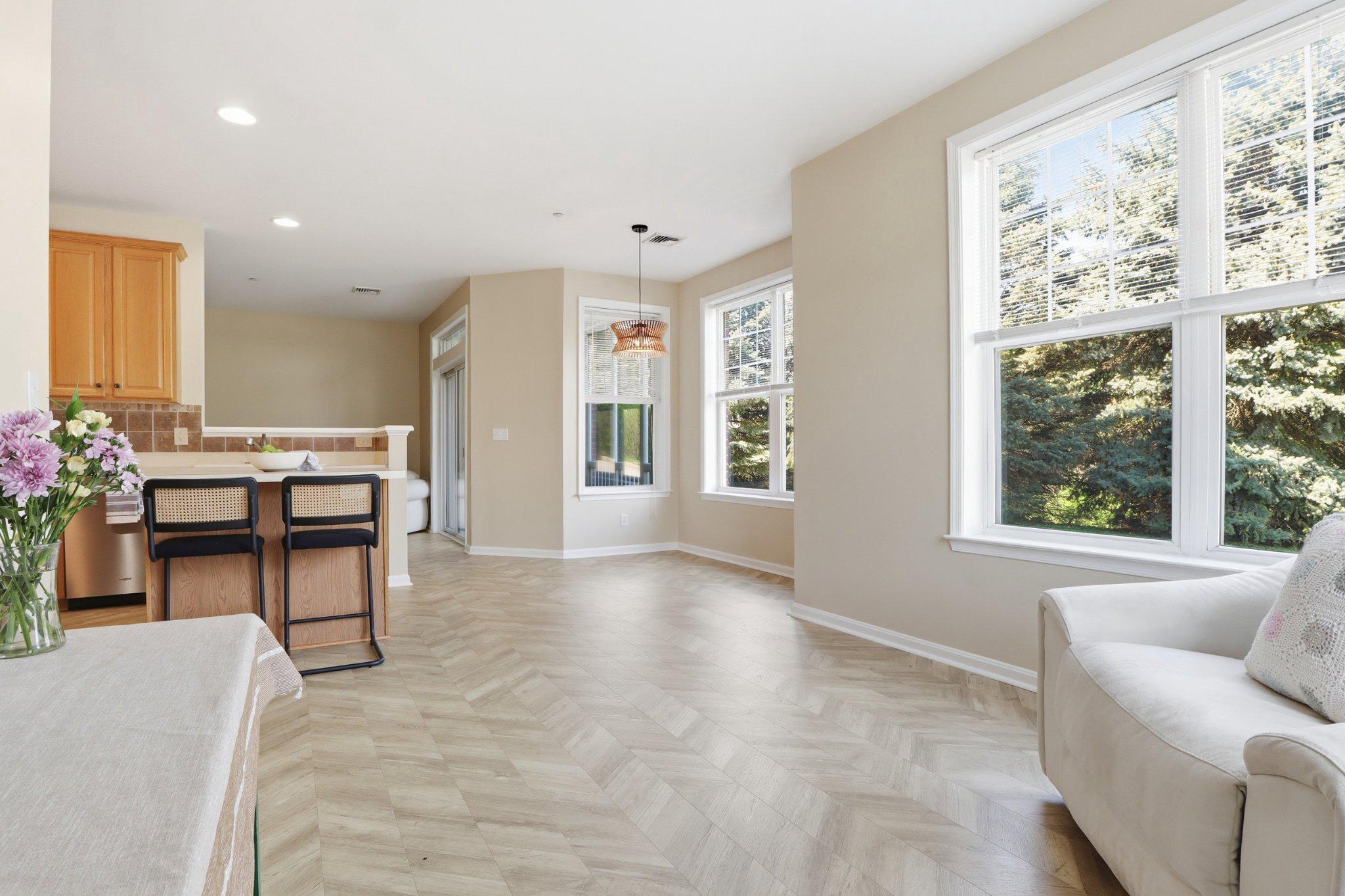 GREENLEIGH AT REGENT'S GLEN - Residential