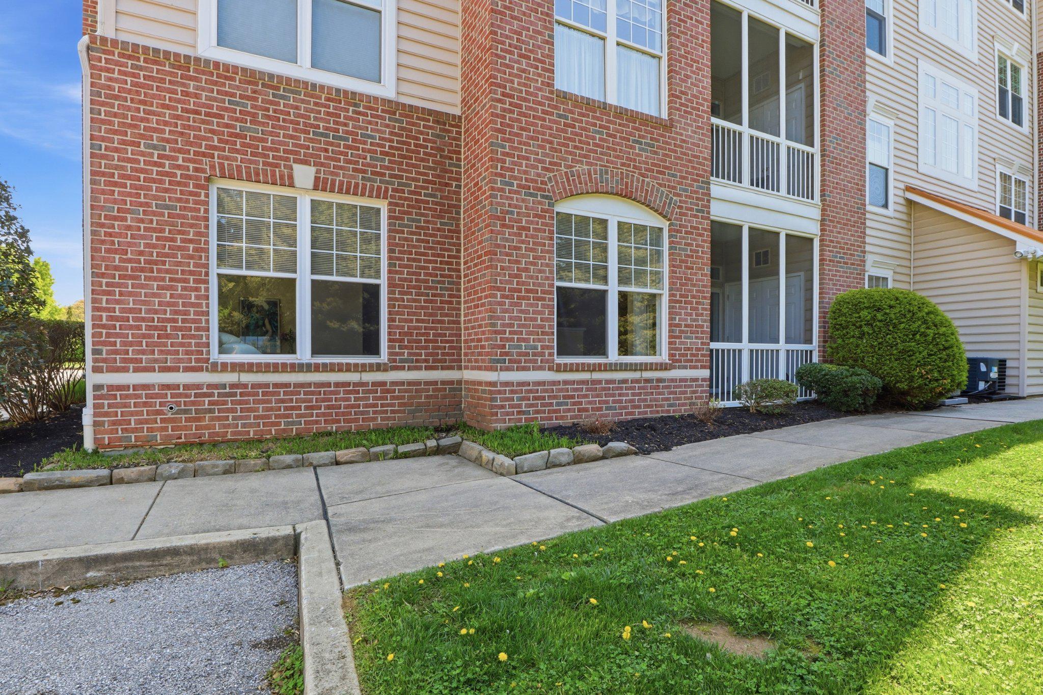 GREENLEIGH AT REGENT'S GLEN - Residential