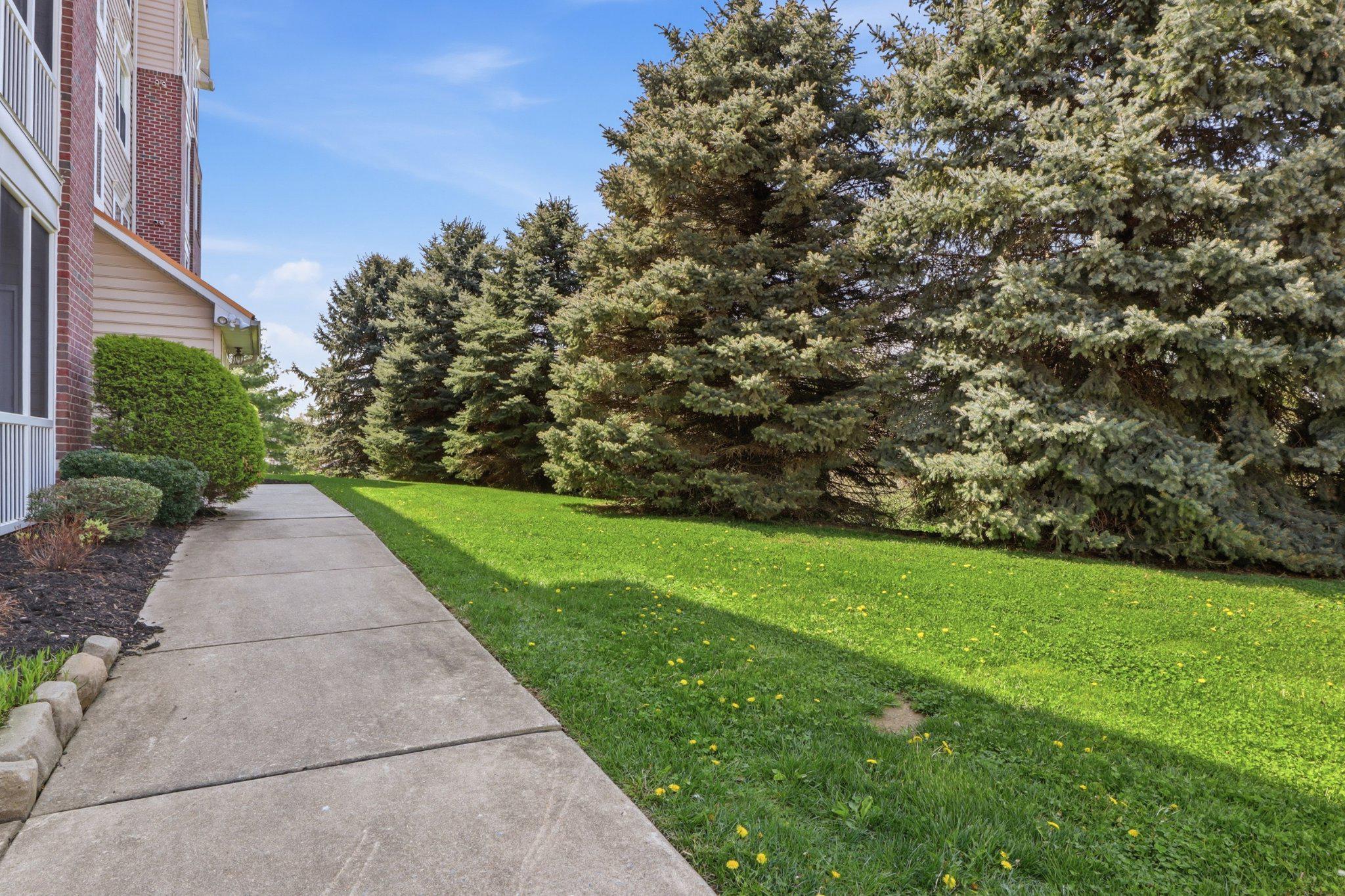 GREENLEIGH AT REGENT'S GLEN - Residential