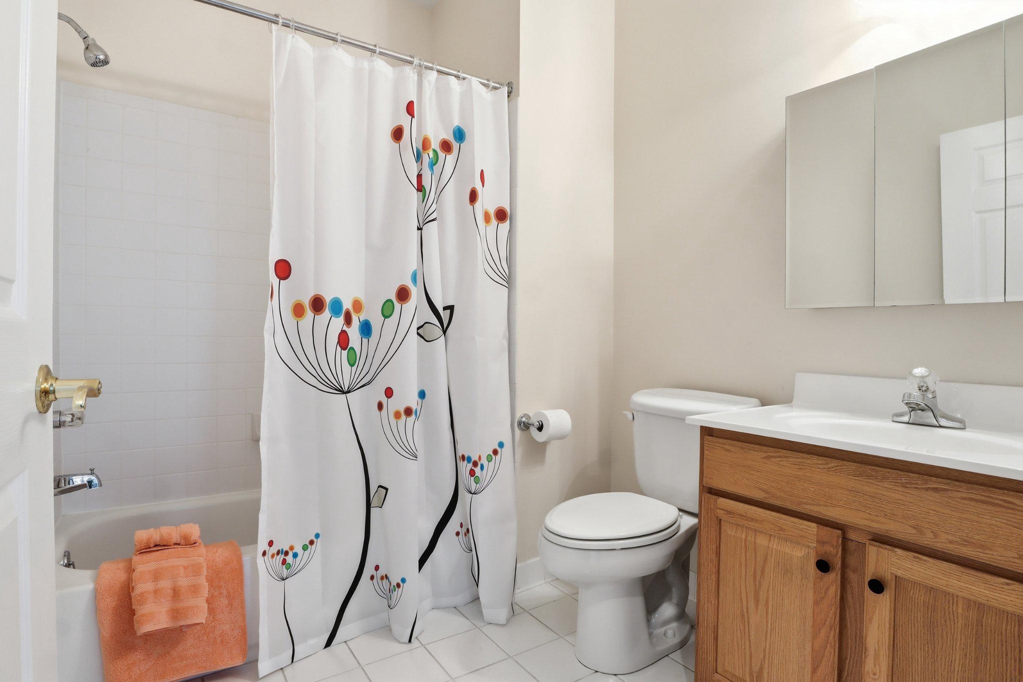 GREENLEIGH AT REGENT'S GLEN - Residential