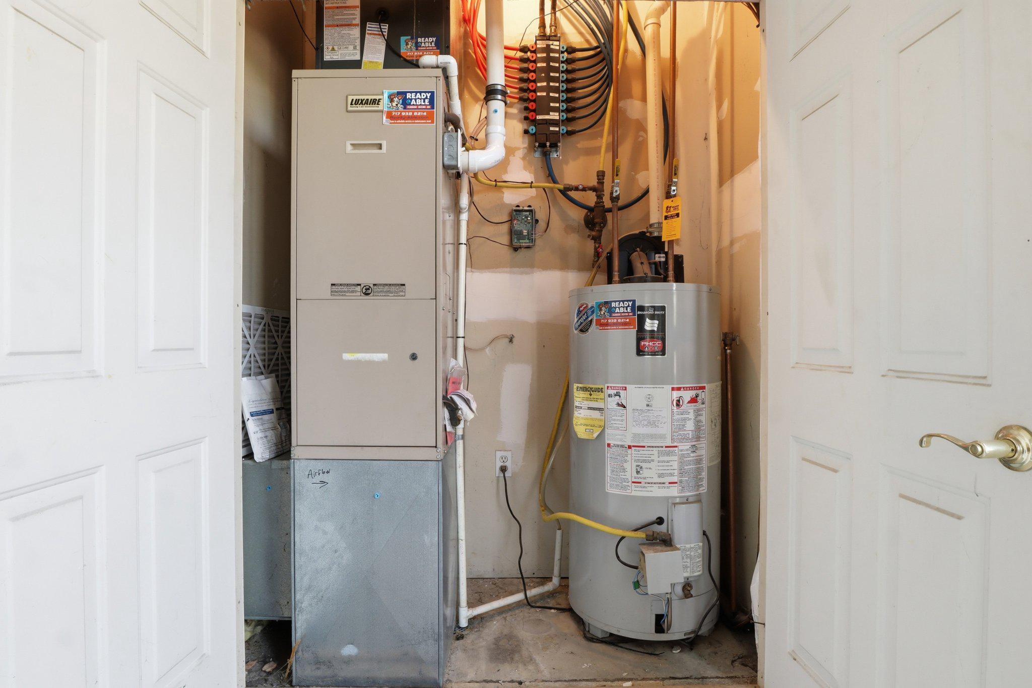 GREENLEIGH AT REGENT'S GLEN - Residential