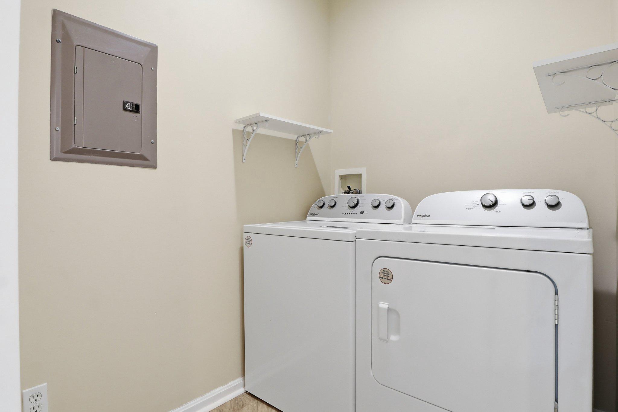 GREENLEIGH AT REGENT'S GLEN - Residential