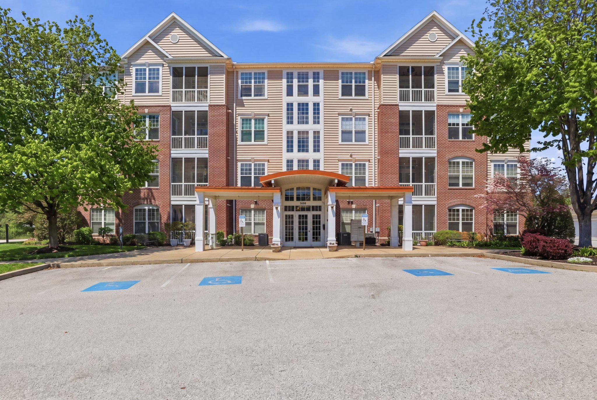 GREENLEIGH AT REGENT'S GLEN - Residential