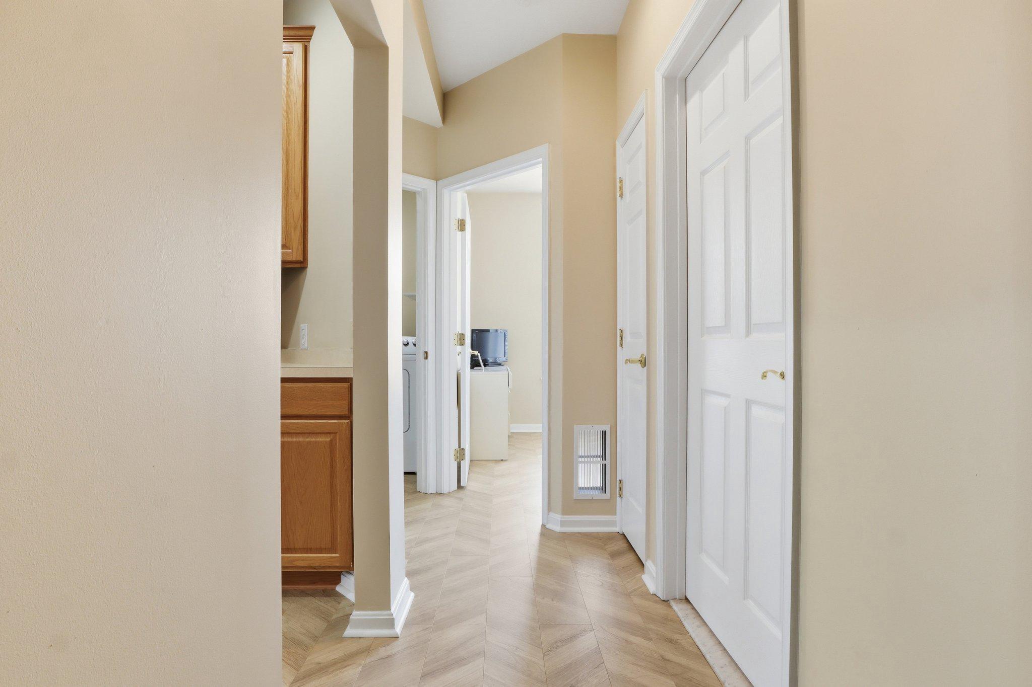 GREENLEIGH AT REGENT'S GLEN - Residential