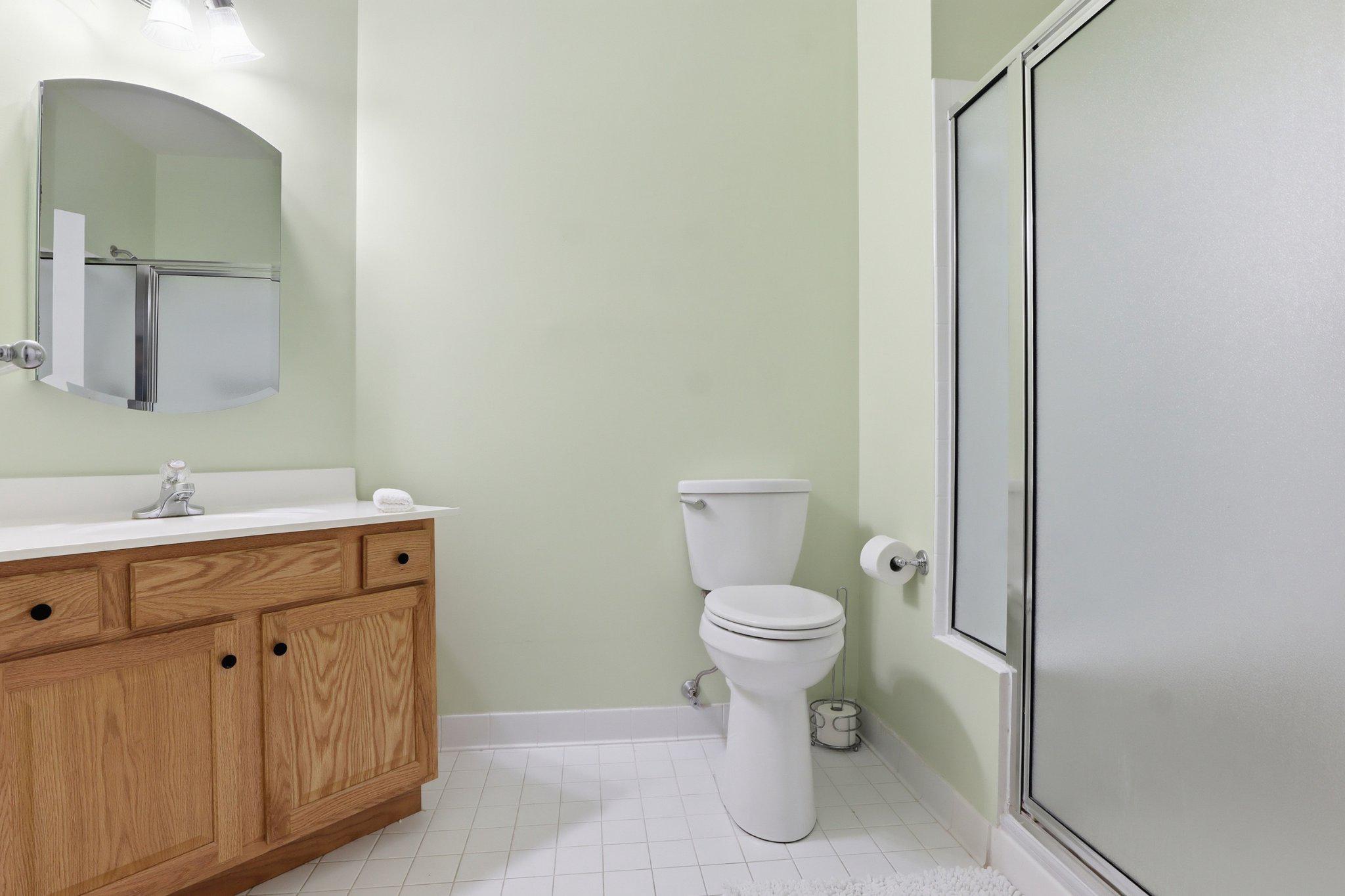 GREENLEIGH AT REGENT'S GLEN - Residential