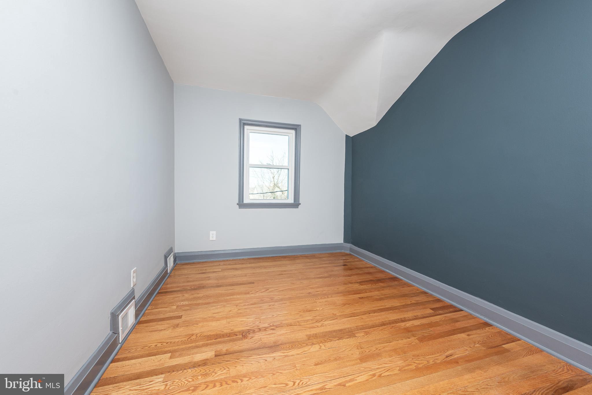 NEW NORTHWOOD - Residential