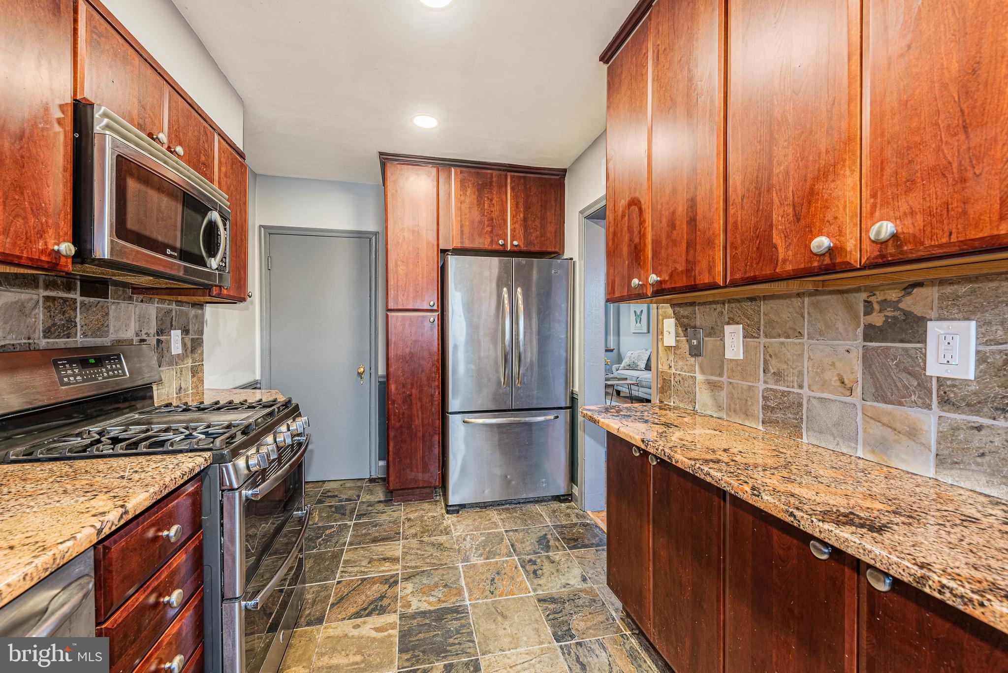 NEW NORTHWOOD - Residential