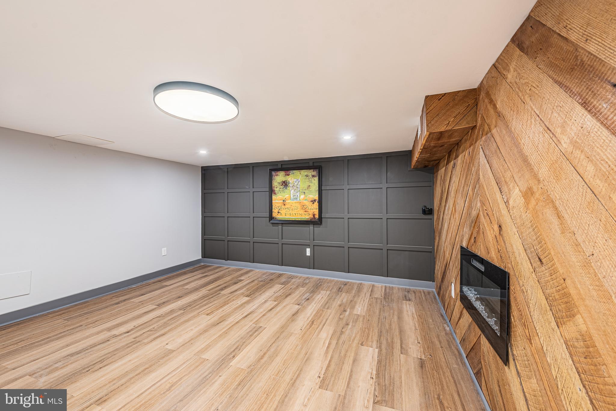 NEW NORTHWOOD - Residential
