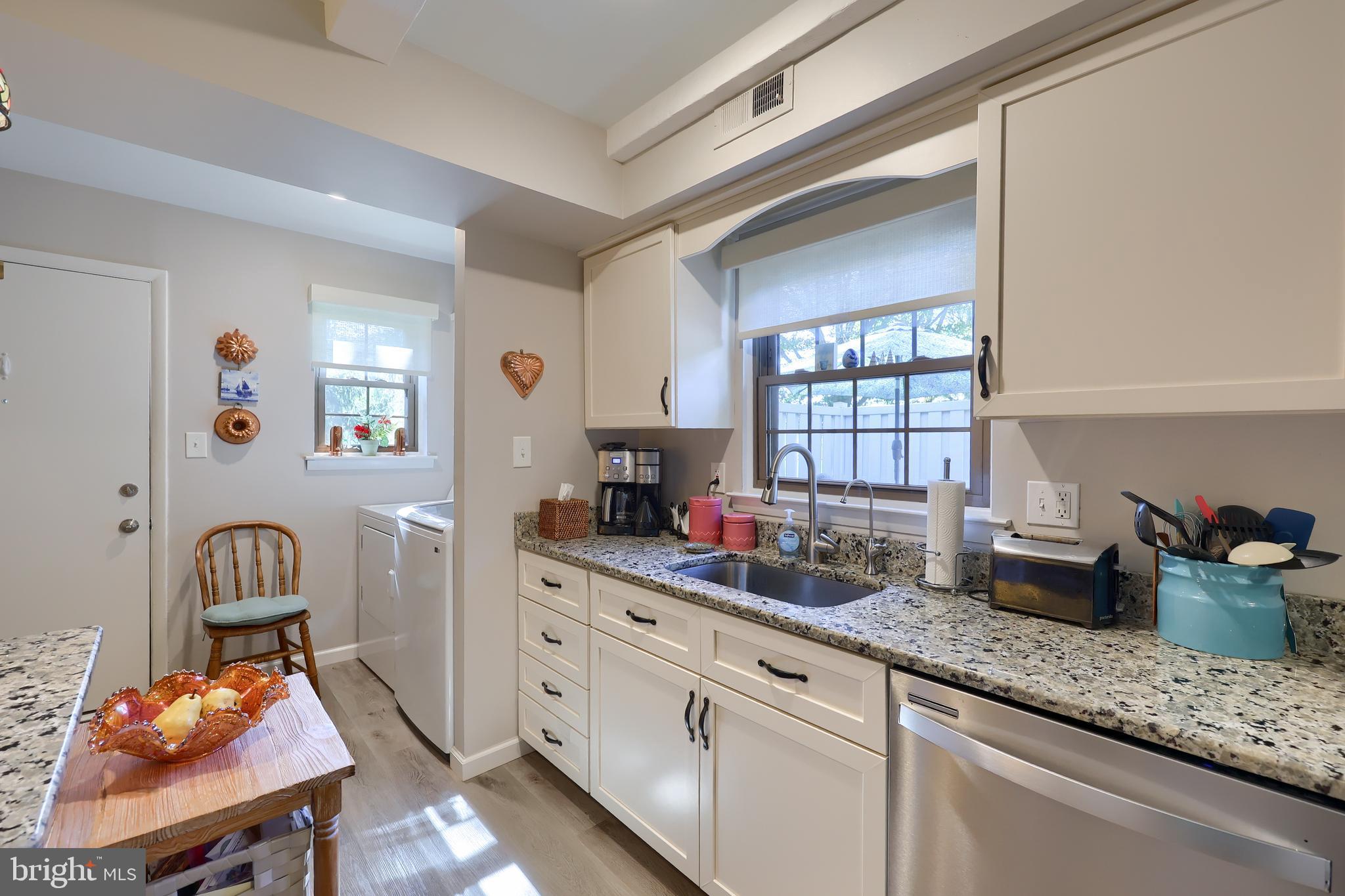446 VALLEYBROOK DRIVE