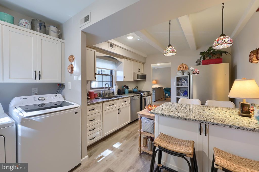 Photo of 446 Valleybrook Drive, LANCASTER, PA 17601 (MLS # PALA2078068)