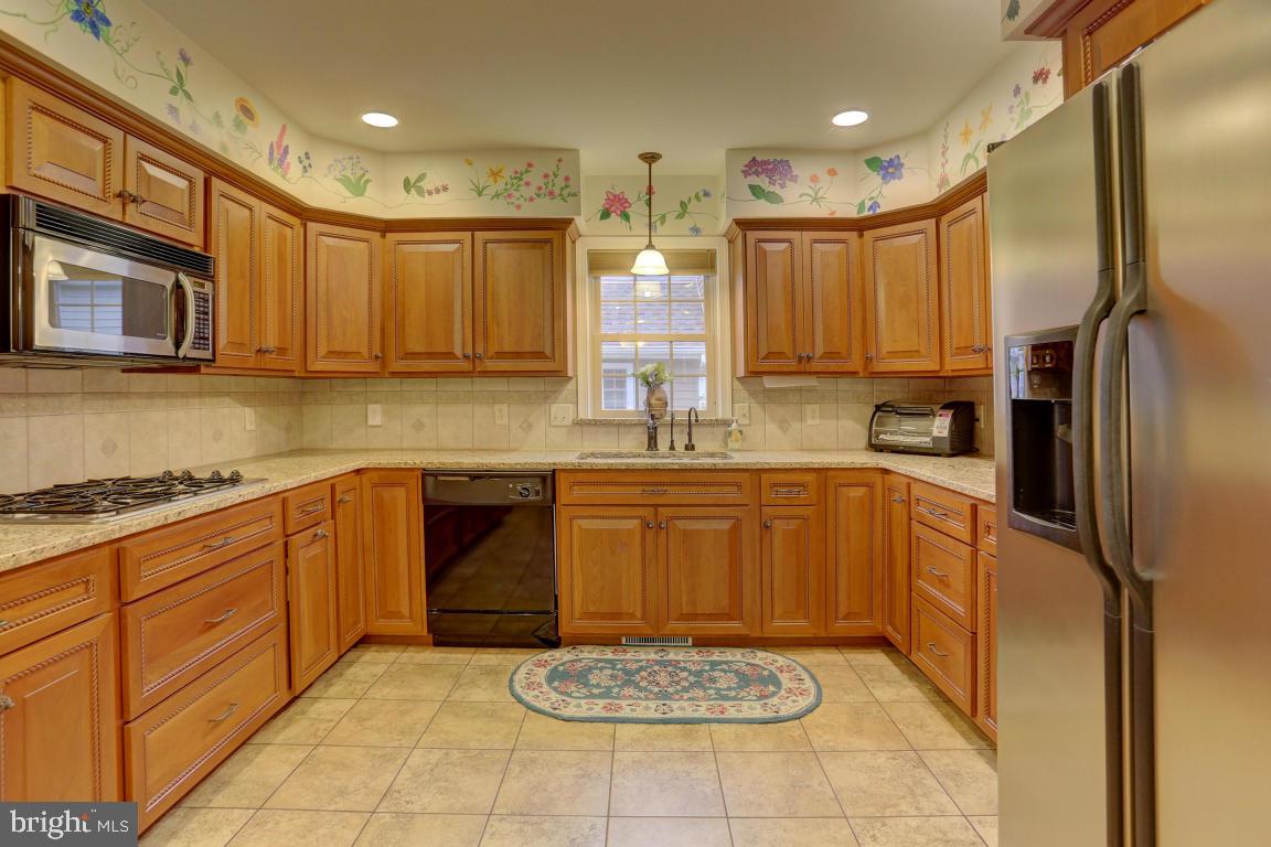 BROOKSHIRE - Residential