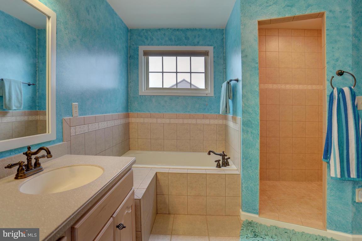BROOKSHIRE - Residential